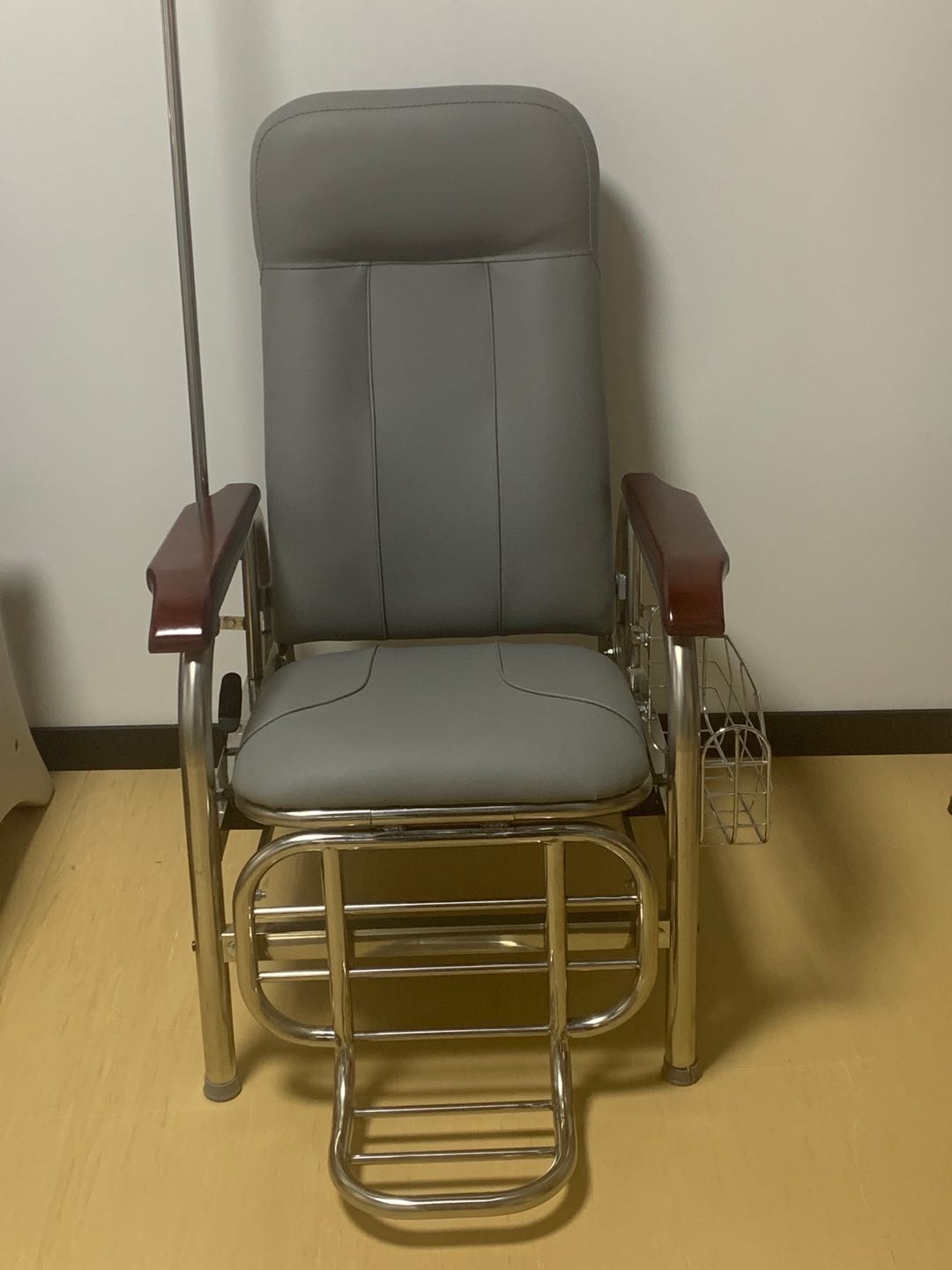 Adjustable Backrest IV Pole Ho - đánh giá và giá Iv Infusion Pole